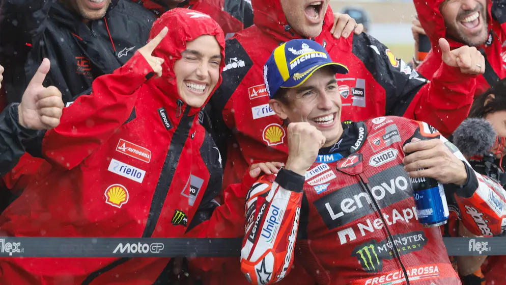 MotoGP. Marc Marquez chute, mais remporte sous la pluie le sprint à Jerez