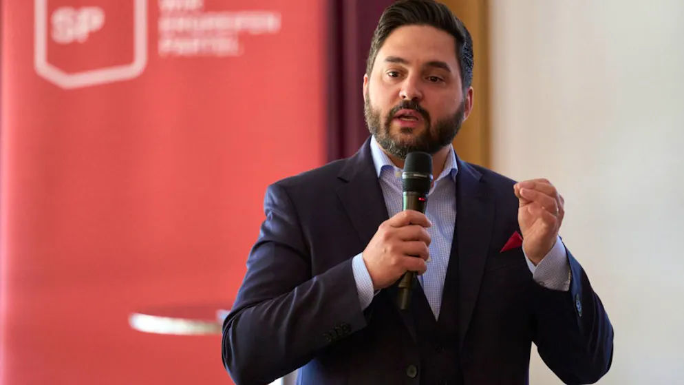 Term limit lifted. SP National Councillor Cédric Wermuth may run for office again