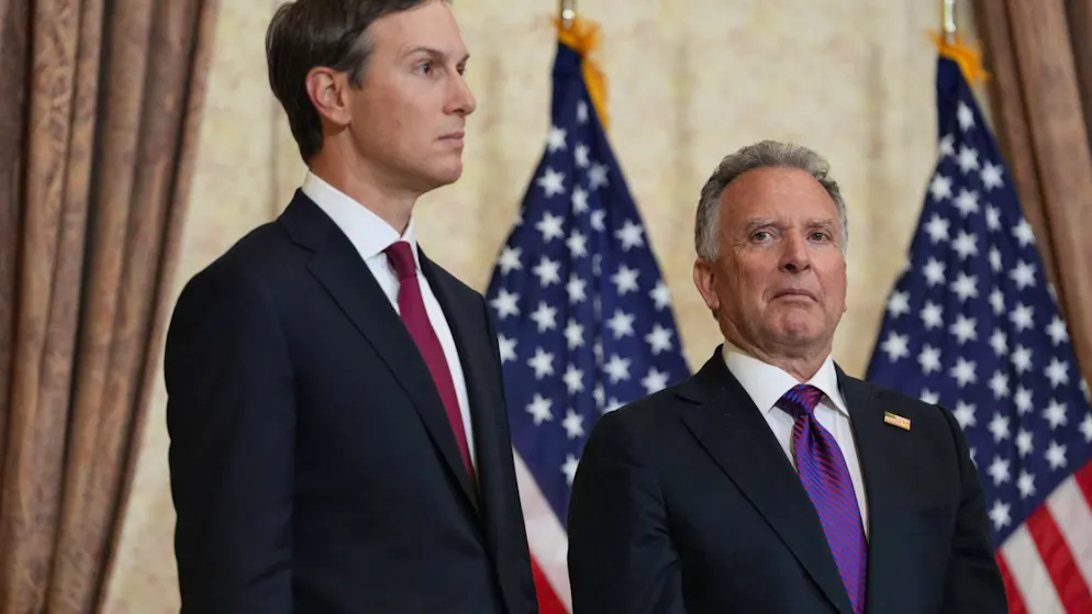 Jared Kushner (l) und Steve Witkoff sind ebenfalls auf dem Weg nach Pakistan.