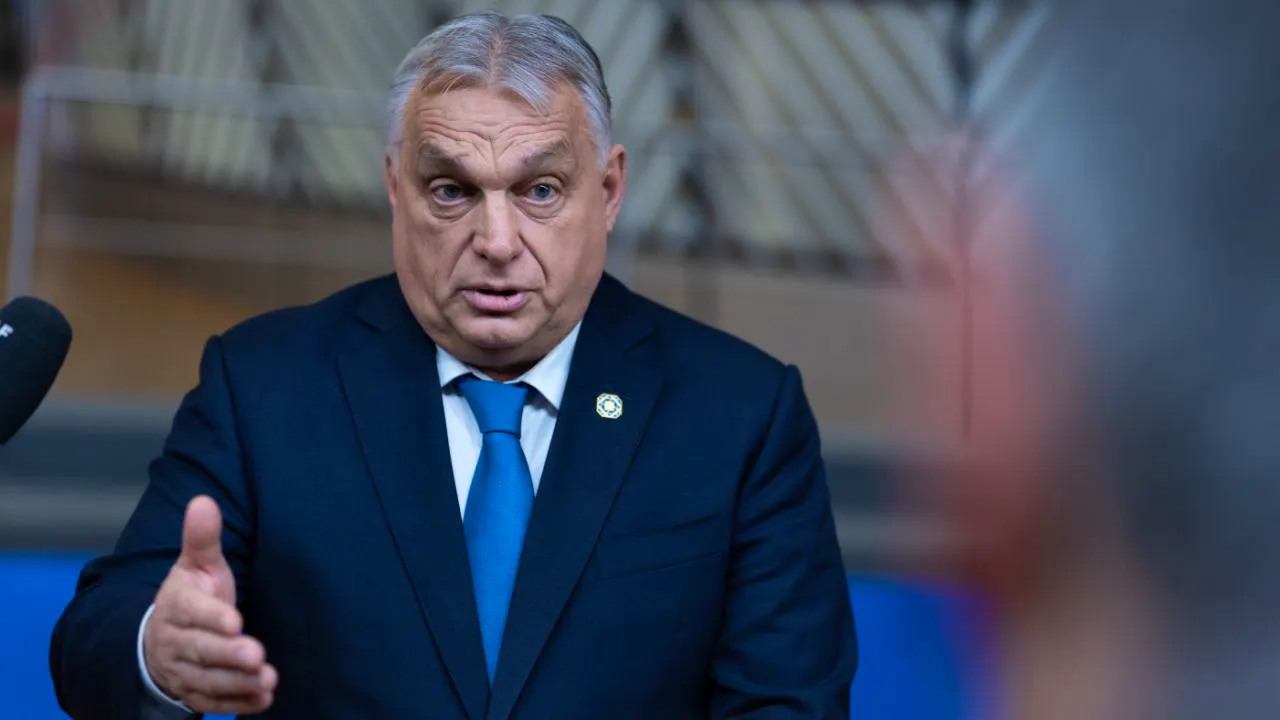 Politik. Ungarn: Orban verkündet Verzicht auf Abgeordnetenmandat