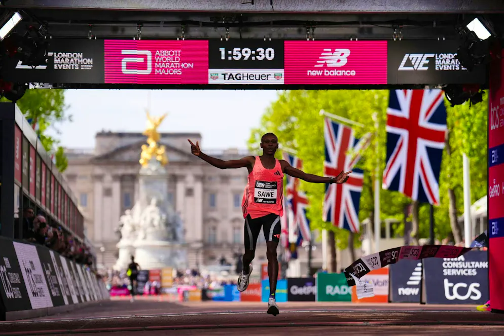 Kenyan storms to marathon world record under two hours - Gallery. Sabastian Sawe surprisingly ran a marathon world record in London.
