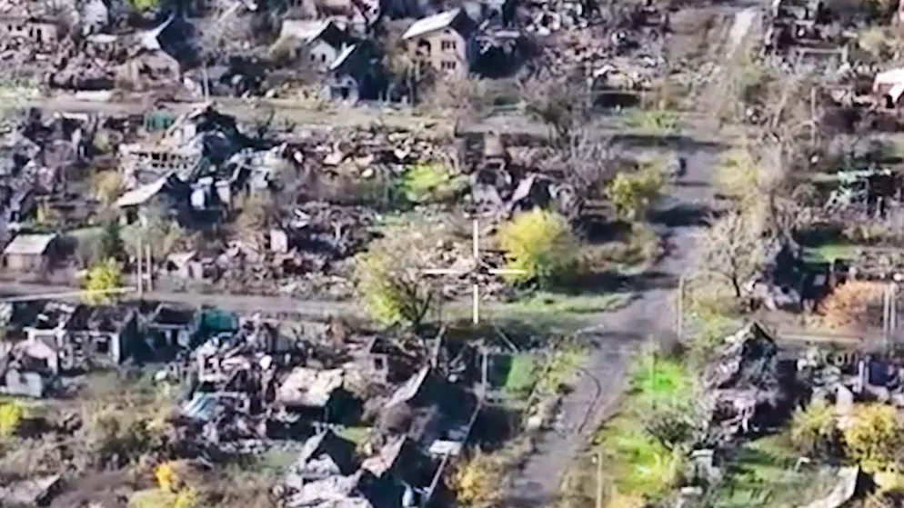 In einem Standbild eines ukrainischen Drohnenvideos ist die ostukrainische Stadt Pokrowsk zu sehen. (1. November 2025)