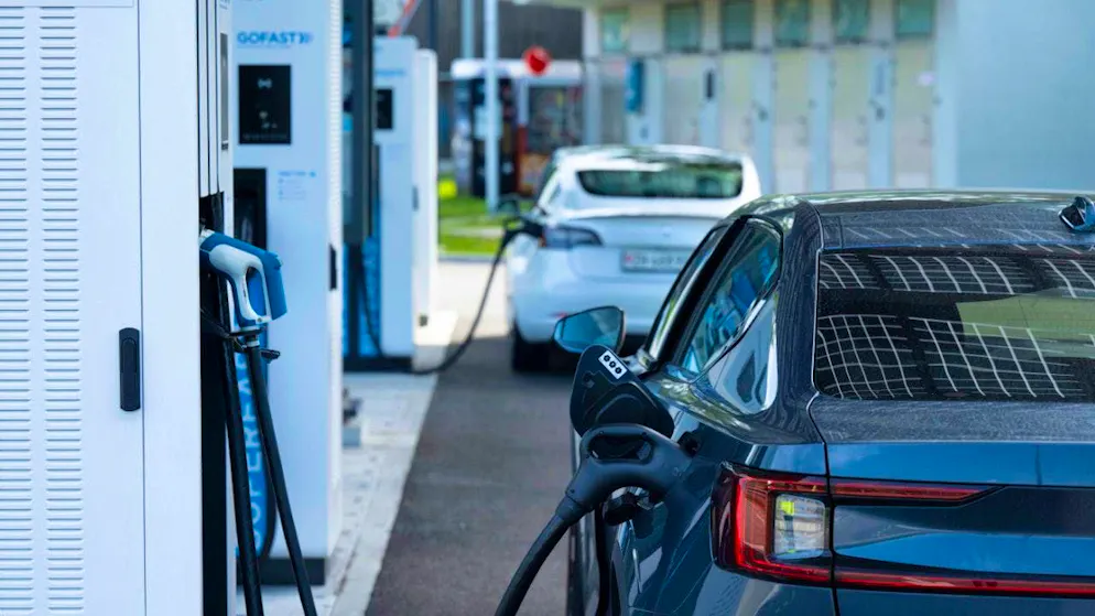 Electric cars are gaining popularity due to rising oil prices. (symbolic image)