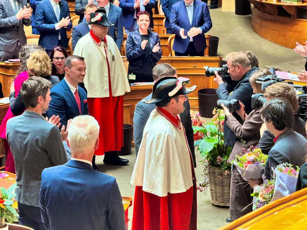 The new members of the National Council are sworn in here.