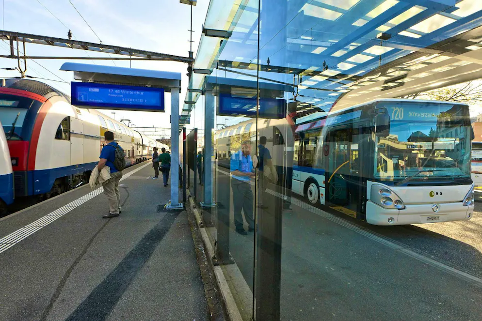 The incident took place near Effretikon station.