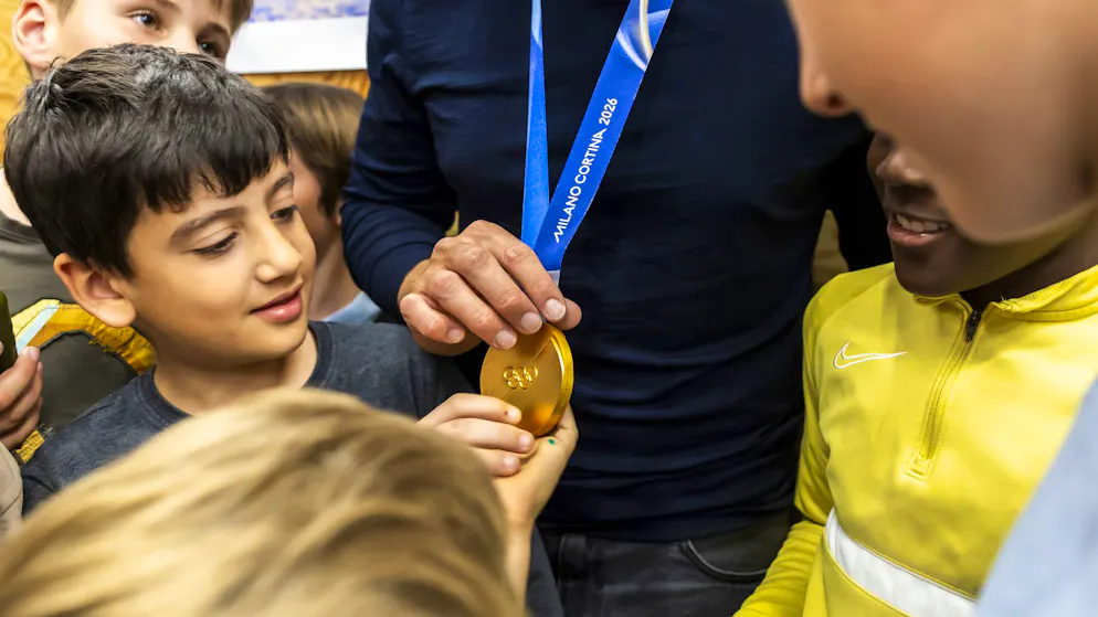 La commune de Veyrier honore son champion olympique Tanguy Nef. Le champion olympique de ski alpin Tanguy Nef a été honoré par sa commune de Veyrier.