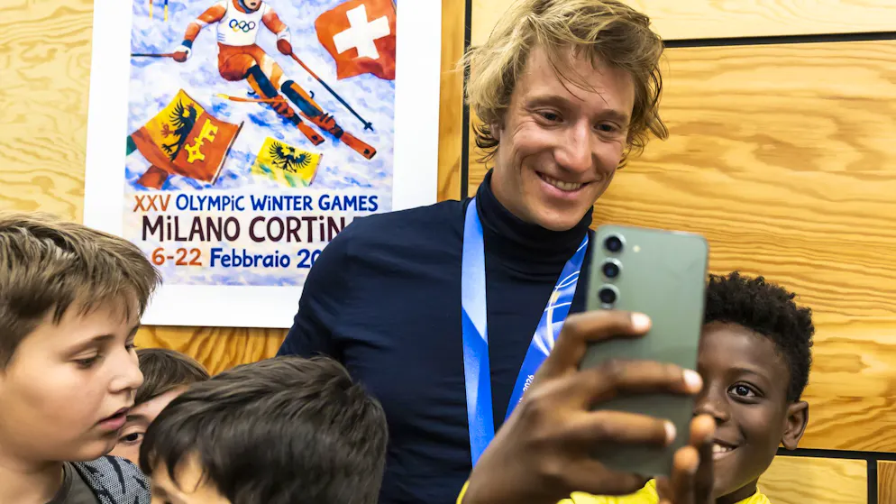 La commune de Veyrier honore son champion olympique Tanguy Nef. Le champion olympique de ski alpin Tanguy Nef a été honoré par sa commune de Veyrier.