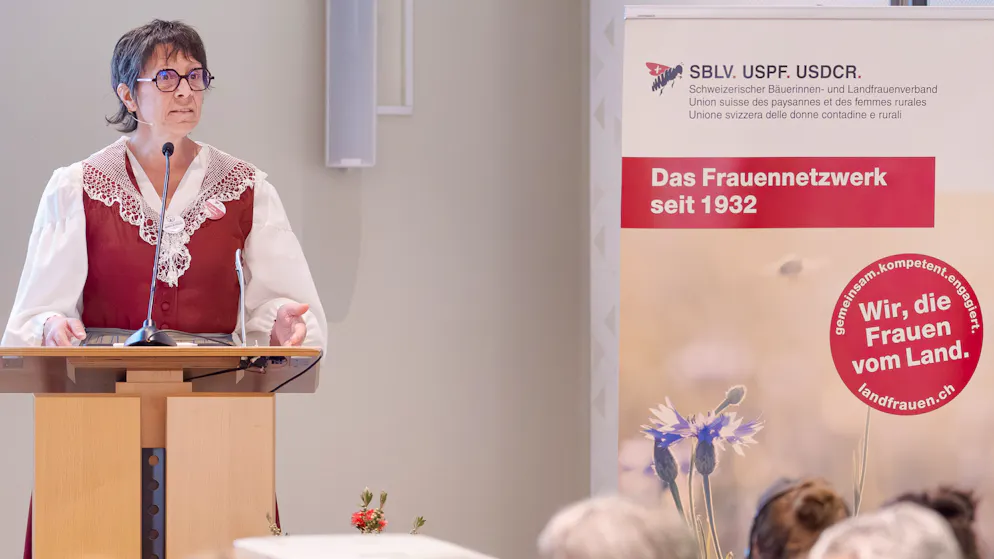 Viele Landfrauen und Bäuerinnen kamen in Trachten.