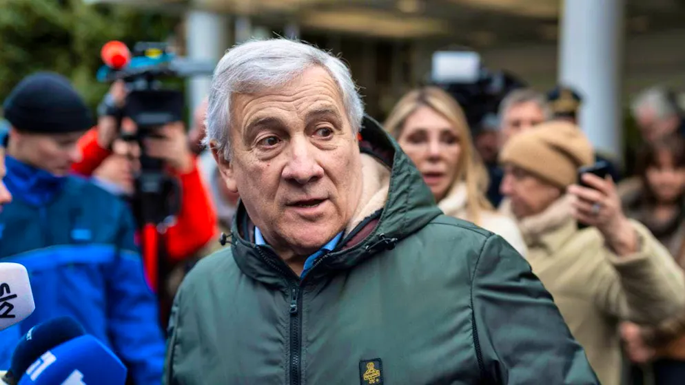 Italian Foreign Minister Antonio Tajani, seen here the day after the accident in Crans-Montana, declared on January 13 that Italy wanted to act as a civil plaintiff. (archive picture)