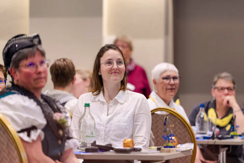 If the farmer's wife doesn't want to, everything stands still - except when it comes to the SVP initiative. Many countrywomen and farmers' wives came to the meeting in traditional costumes.