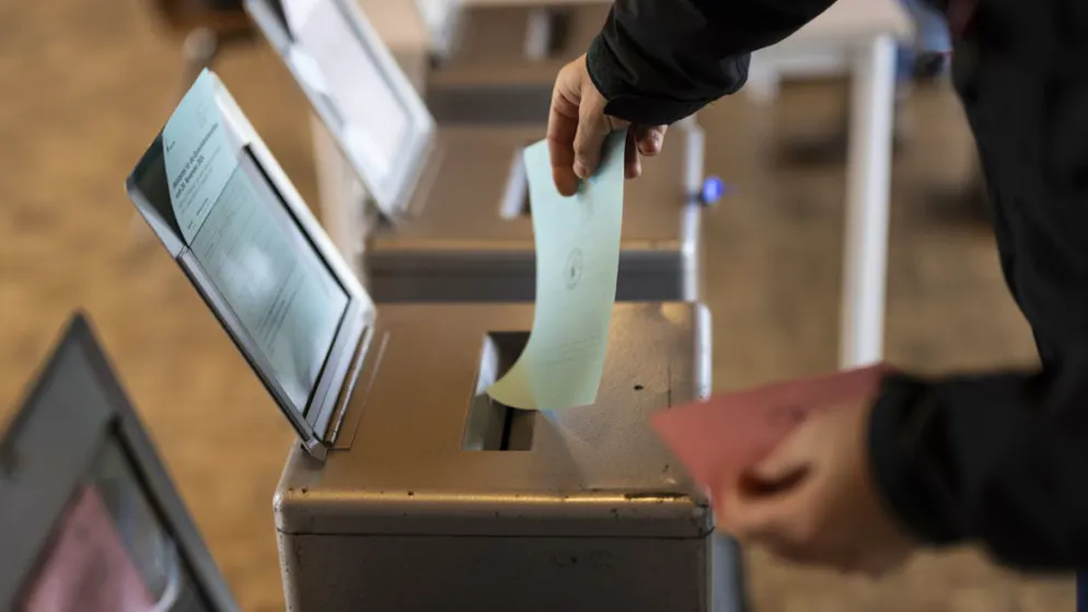 Si voterà sulla modifica della legge federale sul materiale bellico