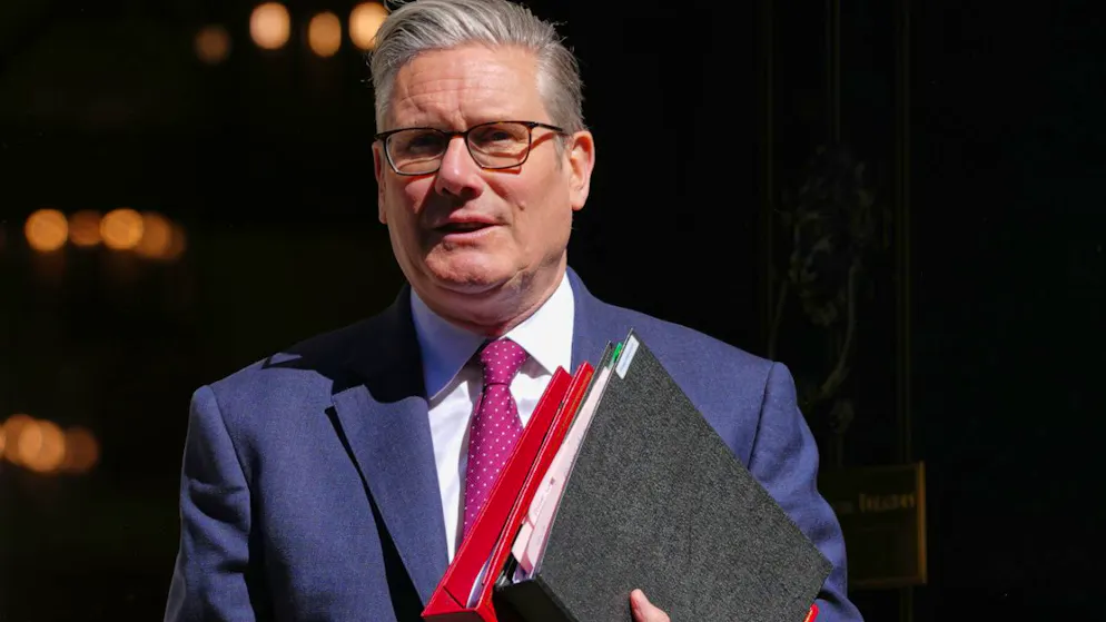 Gran Bretagna. Starmer contestato a Londra dopo l'attacco antisemita: «È nemico d'ebrei»