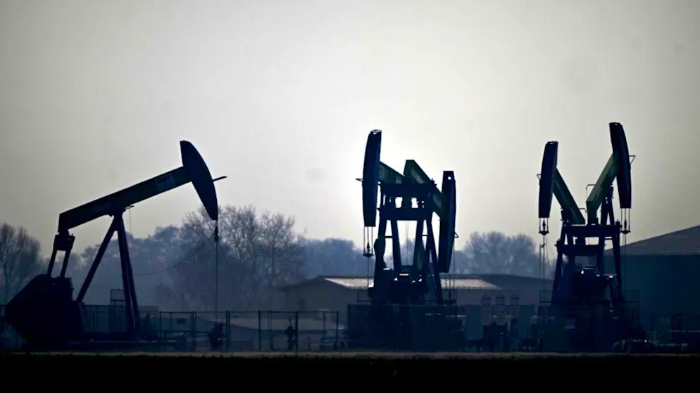 The price of Brent North Sea oil has risen to its highest level in more than four years due to the ongoing blockade of the Strait of Hormuz. (archive image)