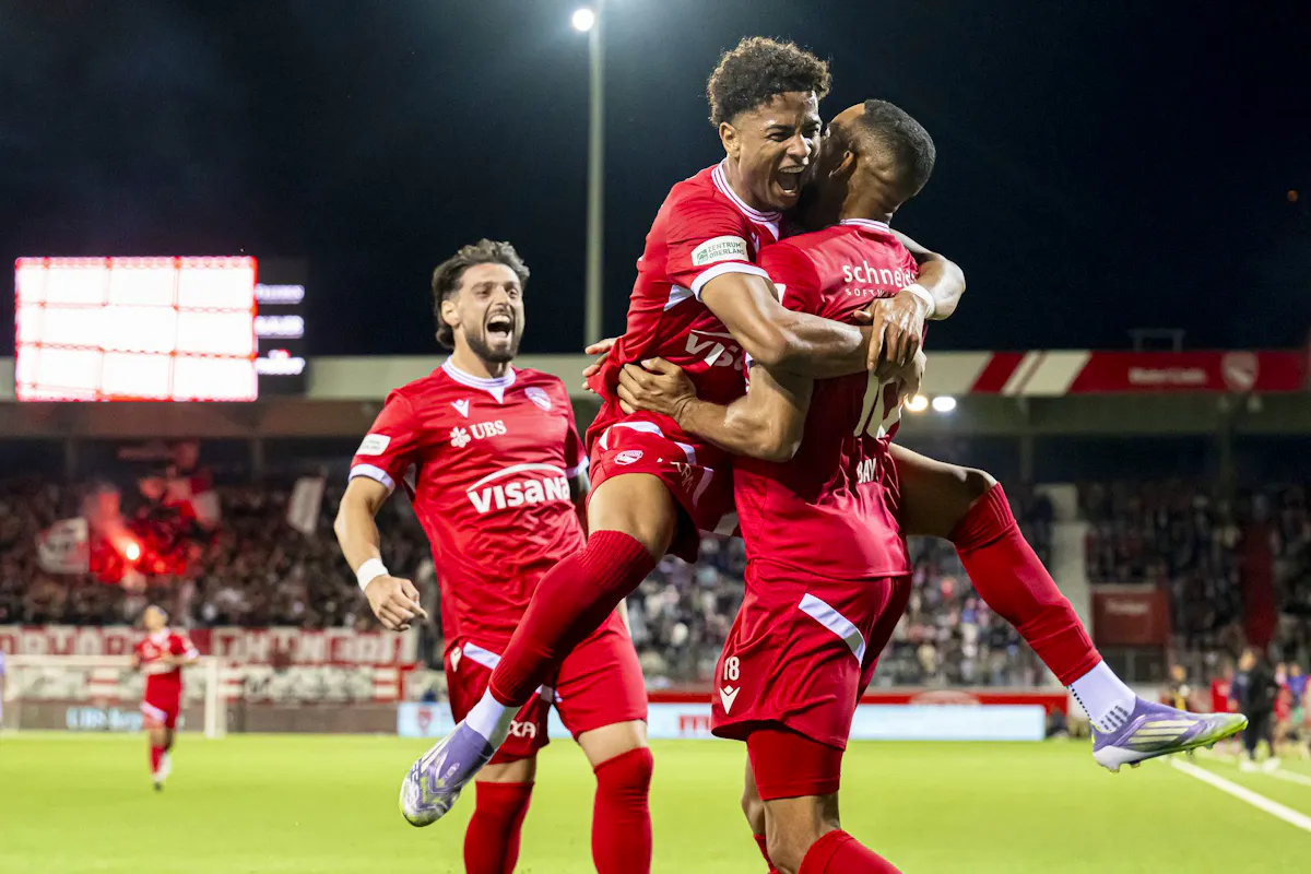 FC Thun erstmals Schweizer Meister: Party im Berner Oberland nach St. Gallen-Niederlage — image 1