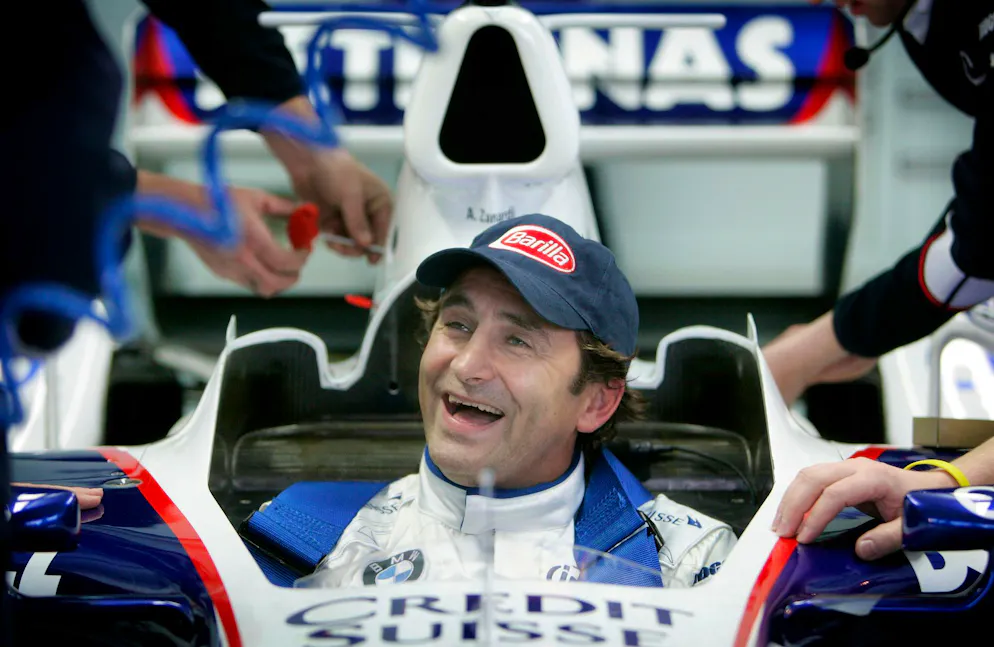 È morto Alex Zanardi - Gallery. Nel 2006, aveva guidato una vettura di Formula 1 della BMW-Sauber, durante dei test sulla pista di Valencia. 
