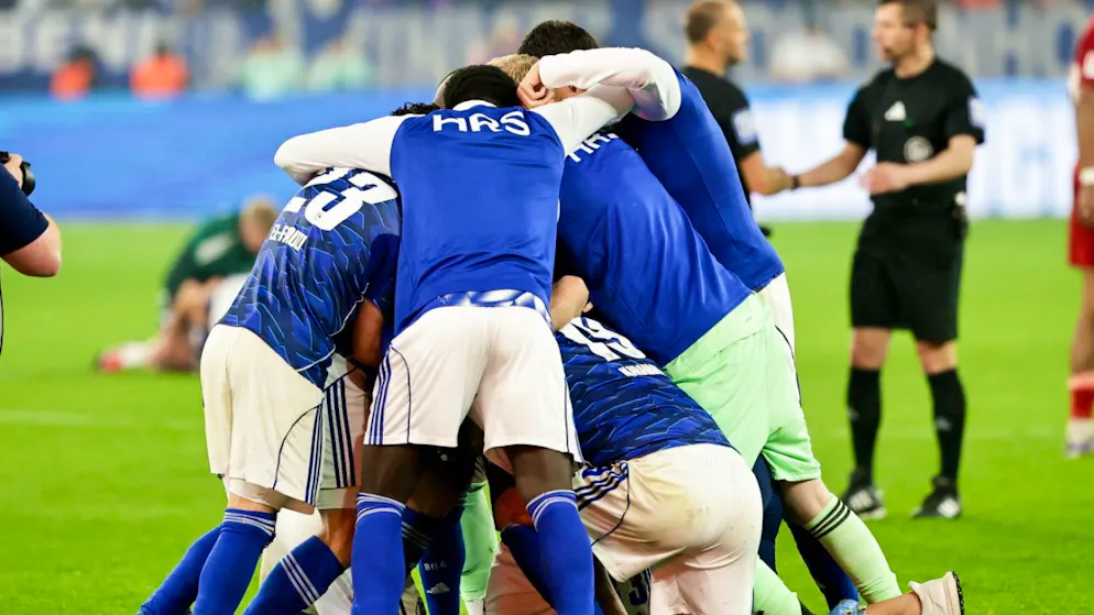 Die Freude der Schalker nach der Rückkehr in die 1. Bundesliga
