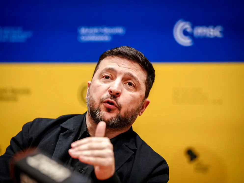 «Wenn es erforderlich ist, werden wir reagieren»: Der ukrainische Präsident Wolodymyr Selenskyj warnt Belarus vor einem Kriegseintritt.