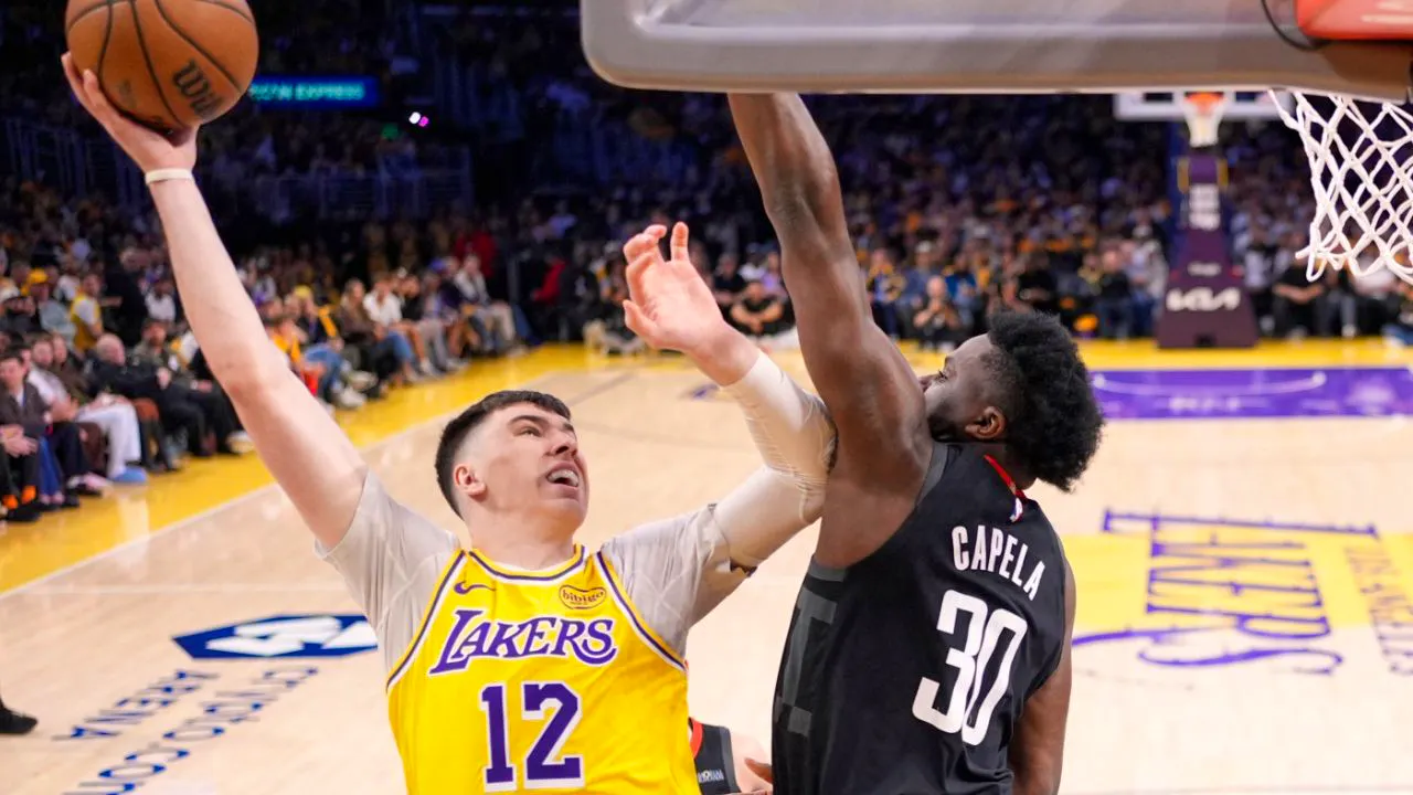 Basketball. Saison für Houston und Capela beendet
