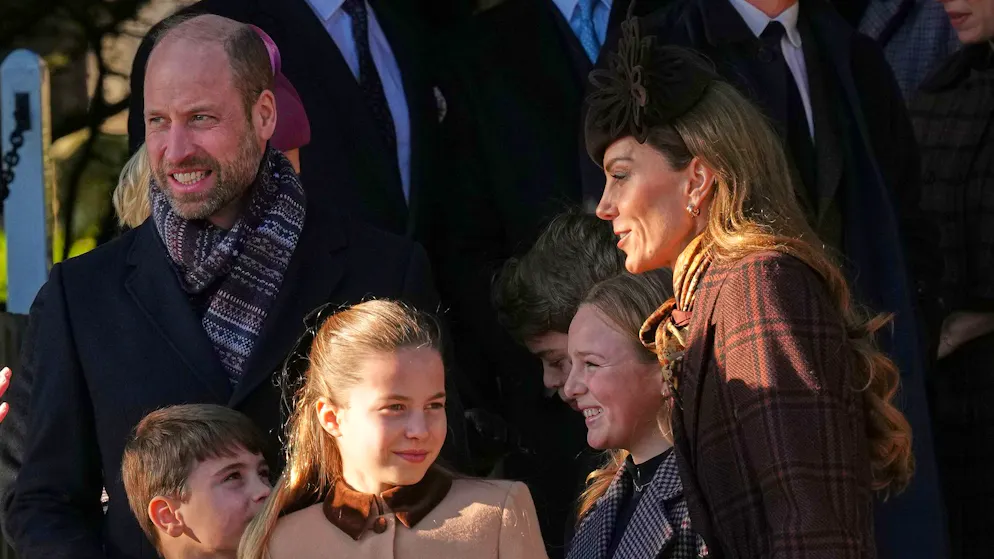 Royal Family. La principessa Charlotte compie 11 anni, e nel nuovo ritratto...è uguale a William!