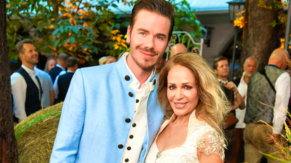 A picture from happier days: pop singer Michelle and singer and composer Eric Philippi are going their separate ways again after almost four years of dating.