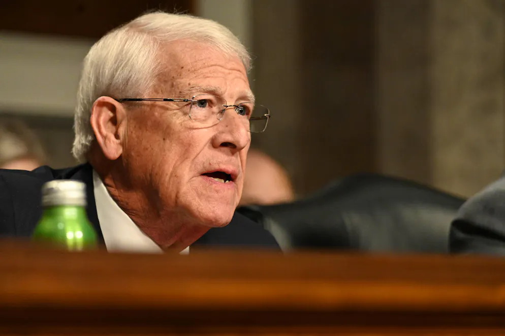 Der republikanische US-Senator Roger Wicker warnt vor einem Abzug von US-Truppen aus Deutschland.
