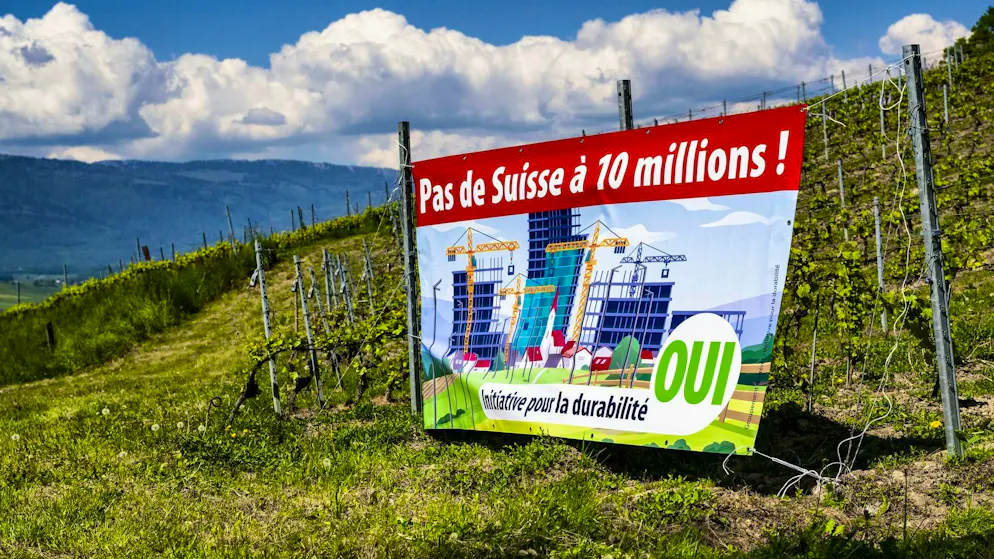 SVP election campaign in the vineyard in Bavois VD.