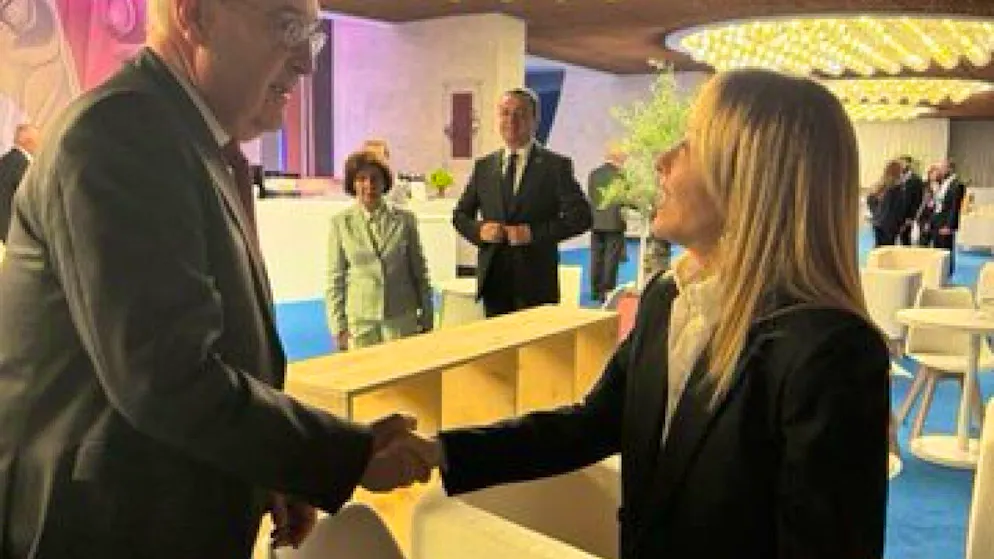 Per evitare malintesi,. Parmelin a Meloni: «Basta invii di copie delle fatture alle famiglie delle vittime di Crans-Montana»