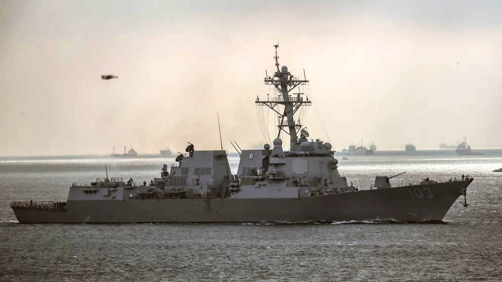 La Uss Truxtun sarebbe una delle due navi sfuggita ai raid iraniani.