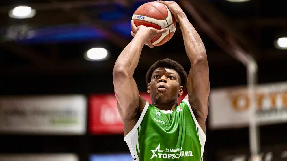 Chimezie Offurum a été le grand artisan de la victoire d'Olympic mardi.