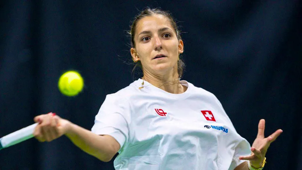 Rebeka Masarova won the Swiss duel against Jil Teichmann in qualifying