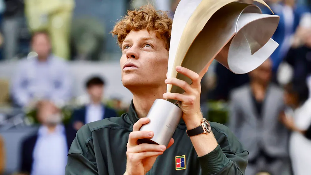 Un «sport roi» qui vacille. En Italie, Jannik Sinner et le tennis font la leçon au football