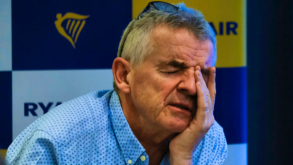 Michael O'Leary, capo di Ryanair, chiede di porre fine alla vendita di bevande alcoliche al mattino presto negli aeroporti.