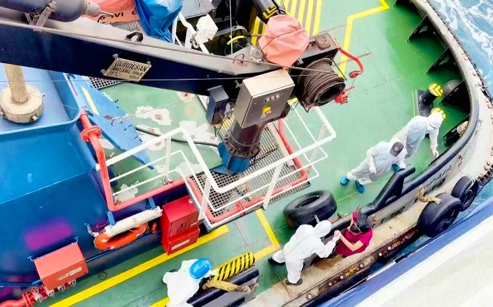 Hantavirus: Cruise ship allowed to call at Canary Islands - Gallery. Health personnel boarded the Dutch-flagged ship on Tuesday.
