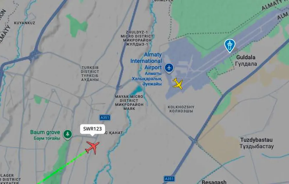 The plane landed shortly after 09:47.