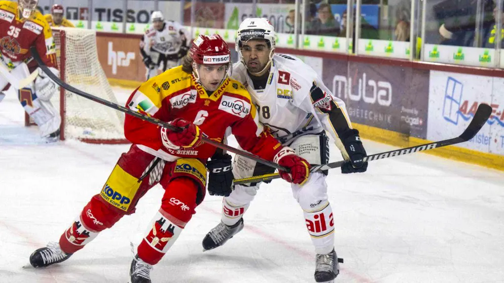 Nicolas Müller (left) played two seasons for EHC Biel - now he joins Servette