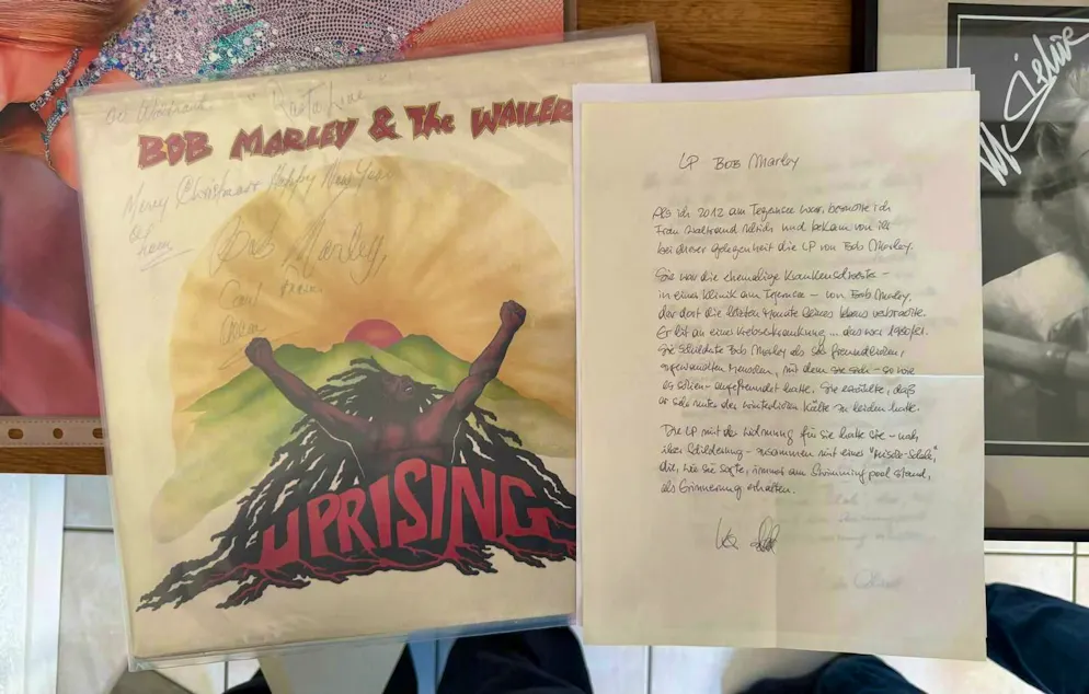 Autograph dealer Markus Brandes. One of the last records signed by musician Bob Marley.