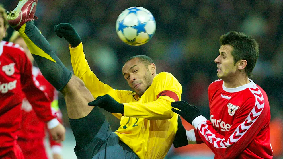 Unforgotten: FC Thun competing with Thierry Henry and FC Arsenal in the top flight.