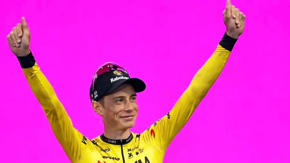 Ciclismo. Domani al via il Giro d'Italia e Vingegaard va a caccia dei magnifici sette