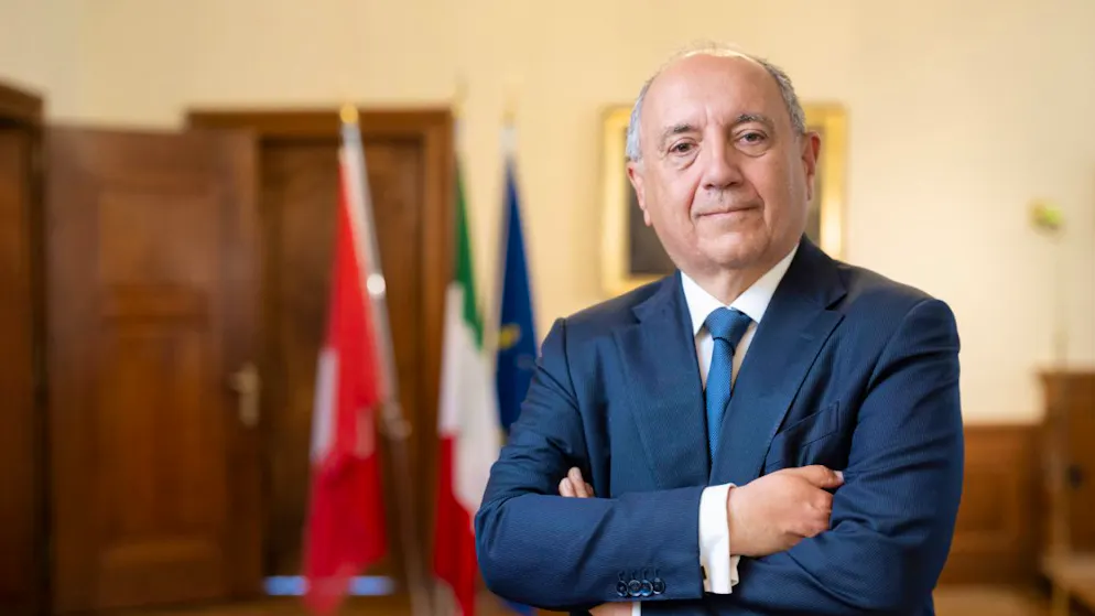 «C'est mon style». Critiqué par Cassis, l'ambassadeur d'Italie répond