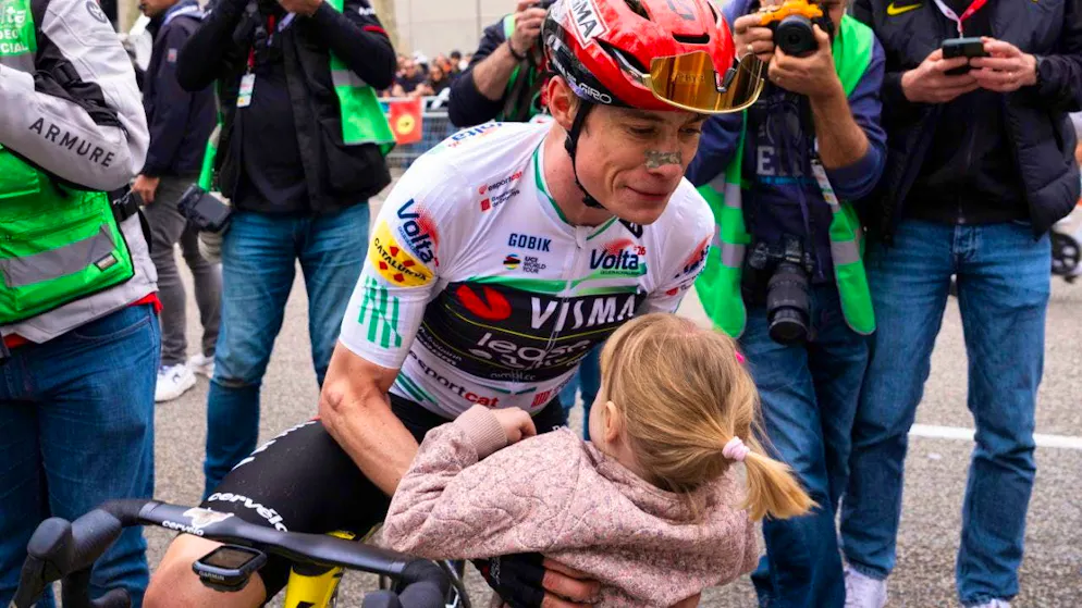 Jonas Vingegaard embraces his daughter in Barcelona at the end of March