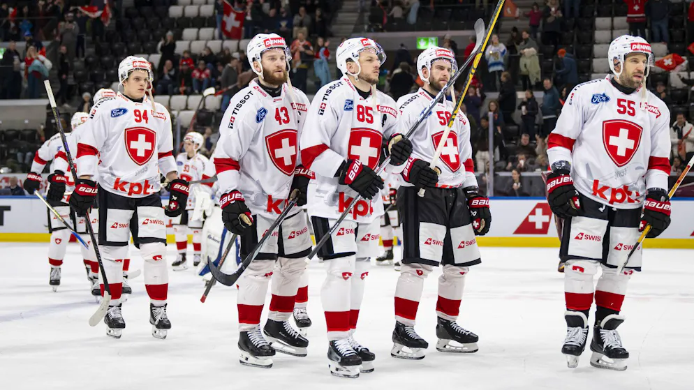 Euro Hockey Tour. Schweiz siegt gegen Finnland im Penaltyschiessen