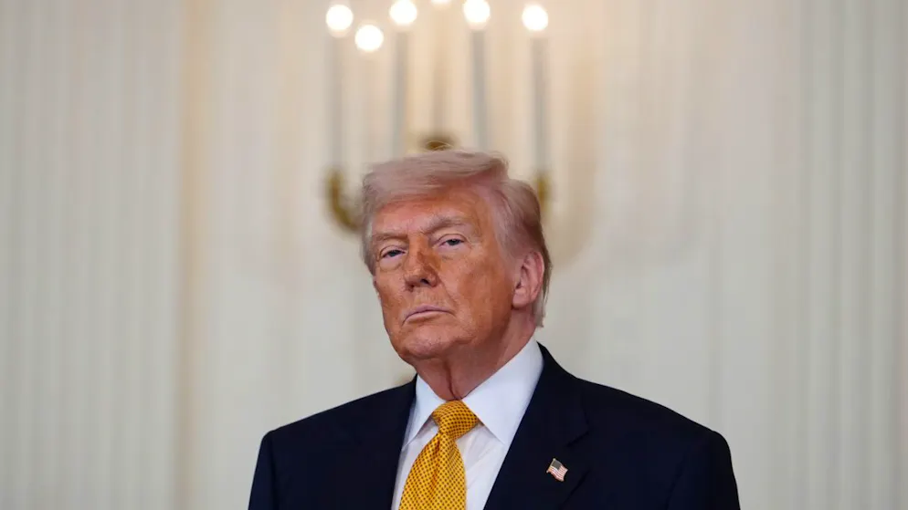 US-Präsident Donald Trump nimmt an einer Muttertagsveranstaltung für Militärangehörige im East Room des Weissen Hauses in Washington teil. Foto: Julia Demaree Nikhinson/AP/dpa