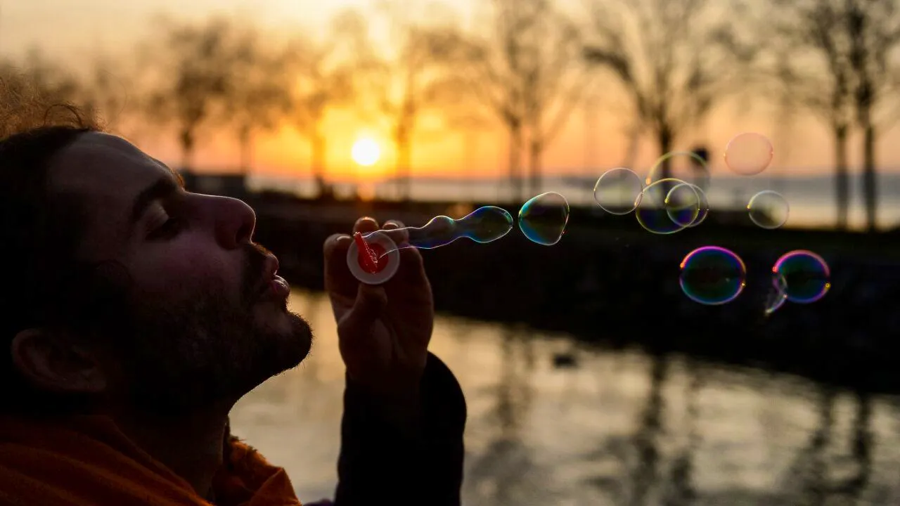 Aspettative economiche. Fiducia consumatori migliora leggermente, ma resta debole