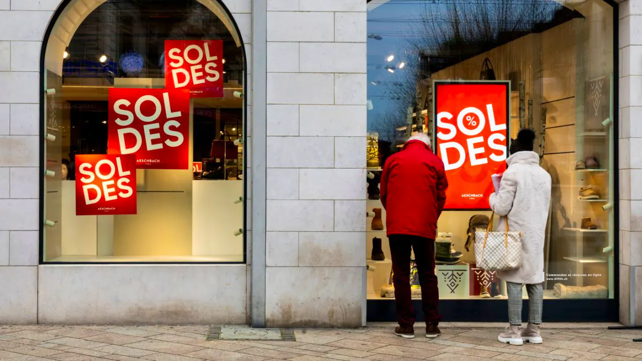 Economy. Consumer sentiment recovers slightly in April