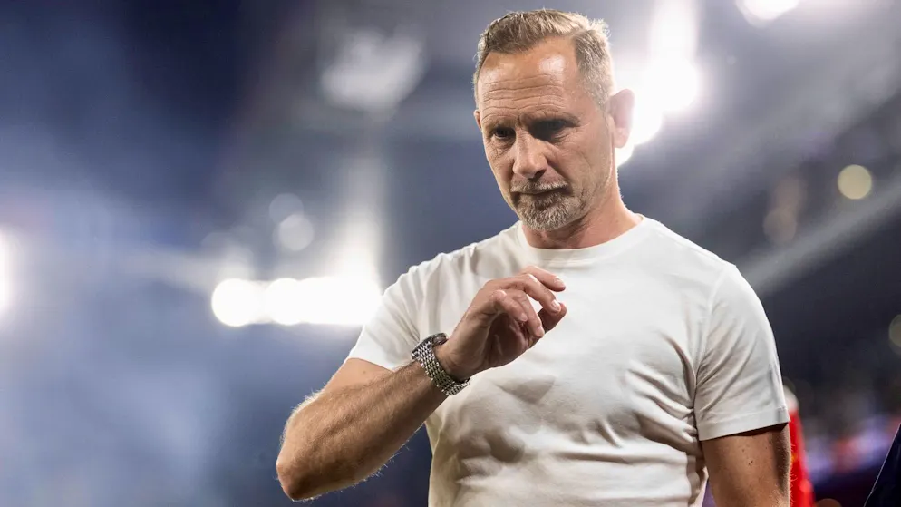Le coach de Thoune Mauro Lustrinelli assistera aux derniers matches de la saison depuis les tribunes.