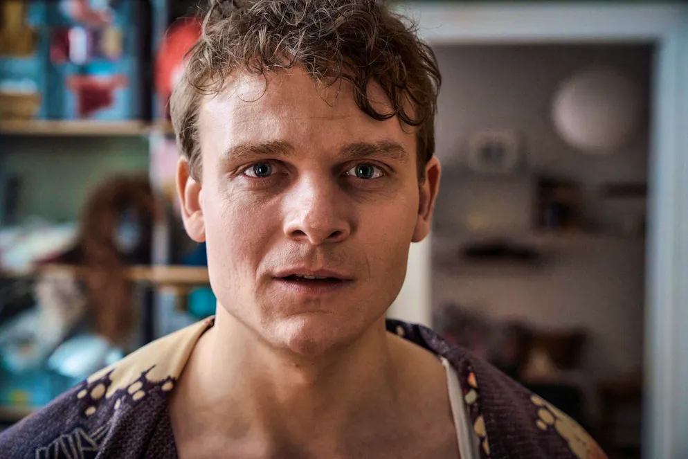 How little Oliver became the star Olivia Jones. In "Olivia", Johannes Hegemann slips into the role of Oliver Knöbel, Olivia Jones' real-life self.