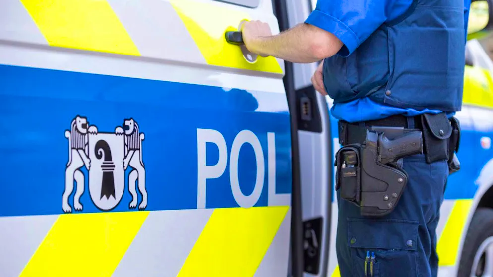 An unknown person fired a shot in the city of Basel on Saturday morning, injuring a man. (symbolic image)