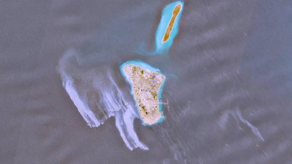 Su oltre 50 km quadrati. Iran, enorme chiazza di petrolio vicino a Kharg di origine non nota