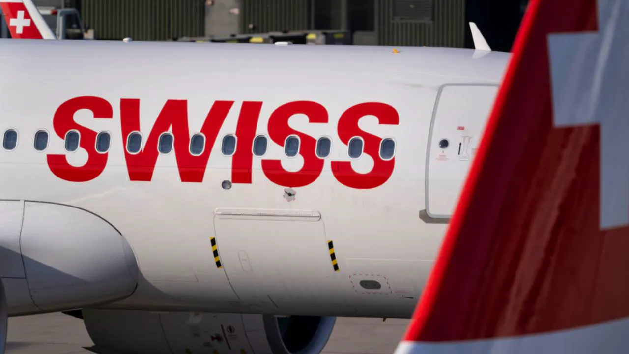 Air traffic. Swiss wants to save ten percent in administration