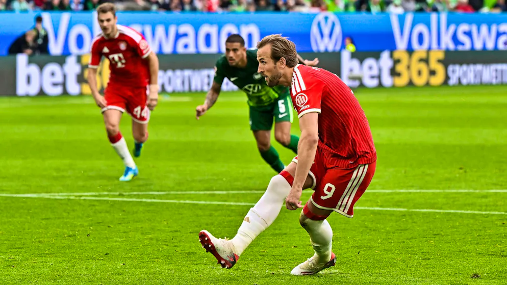 Harry Kane misses a penalty against Wolfsburg.